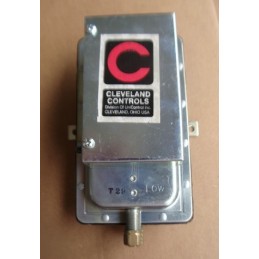 CLEVELAND CONTROLS DIFFERENTIAL PRESSURE SWITCH