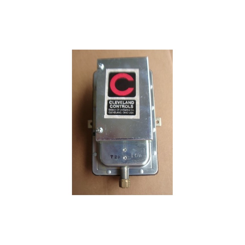 CLEVELAND CONTROLS DIFFERENTIAL PRESSURE SWITCH