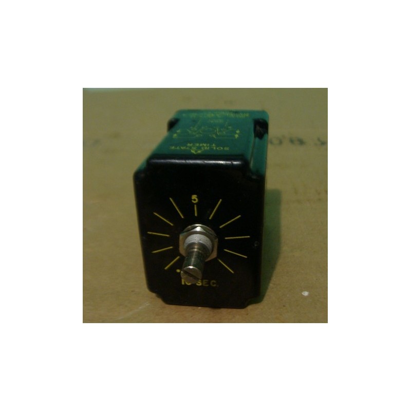 STRUTHERS DUNN SOLID STATE TIMER RELAY A45-010A