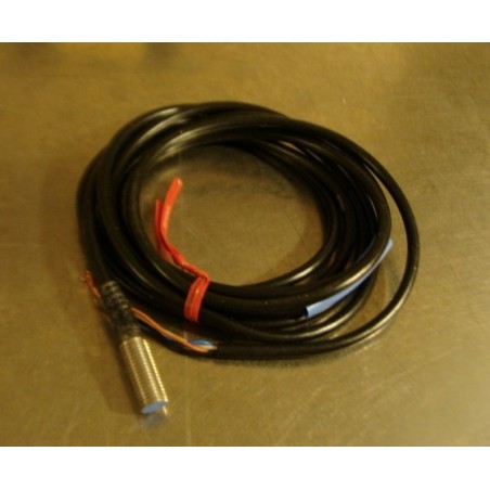 PROXIMITY SENSOR W/AMP EZ-8M