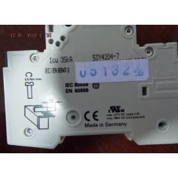 Siemens Circuit Breaker 5SY4204-7: Model 5SY4204-7