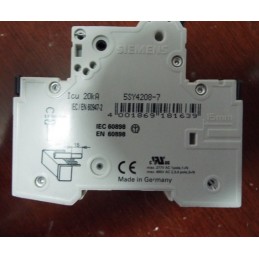 Siemens Circuit Breaker 5SY4208-7: Model 5SY4208-7