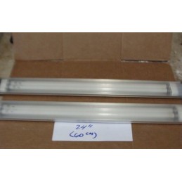 STOCKER & YALE FLUORESCENT LAMP 24"