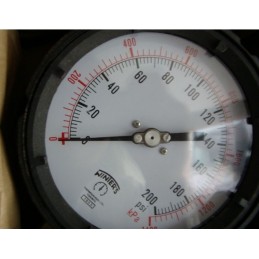 WINTERS GAUGE 4 1/2" DIAL 1/4 NPT RANGE 0-200 PSI