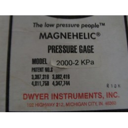 DWYER 2000-2KPA SERIES 2000 MAGNEHELIC DIFFERENTIAL PRESSURE