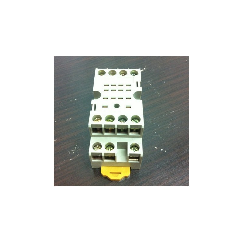 OMRON PYF-14A-N RELAY SOCKET