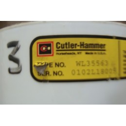 "Cutler Hammer WL35563 - Compact, Durable, 3-Pole Vacuum Circuit Brea