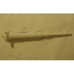 EPPENDORF REFERENCE ADJUSTABLE VOLUME PIPETTE 