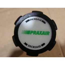 PRAXAIR GAS REGULATOR