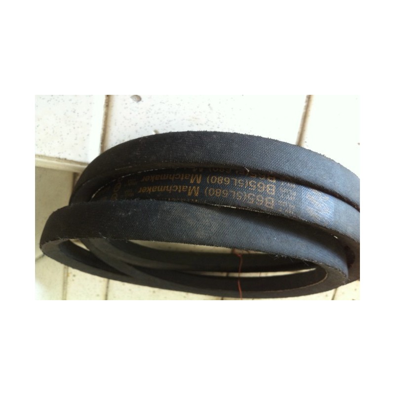 GOOD YEAR BELT B65