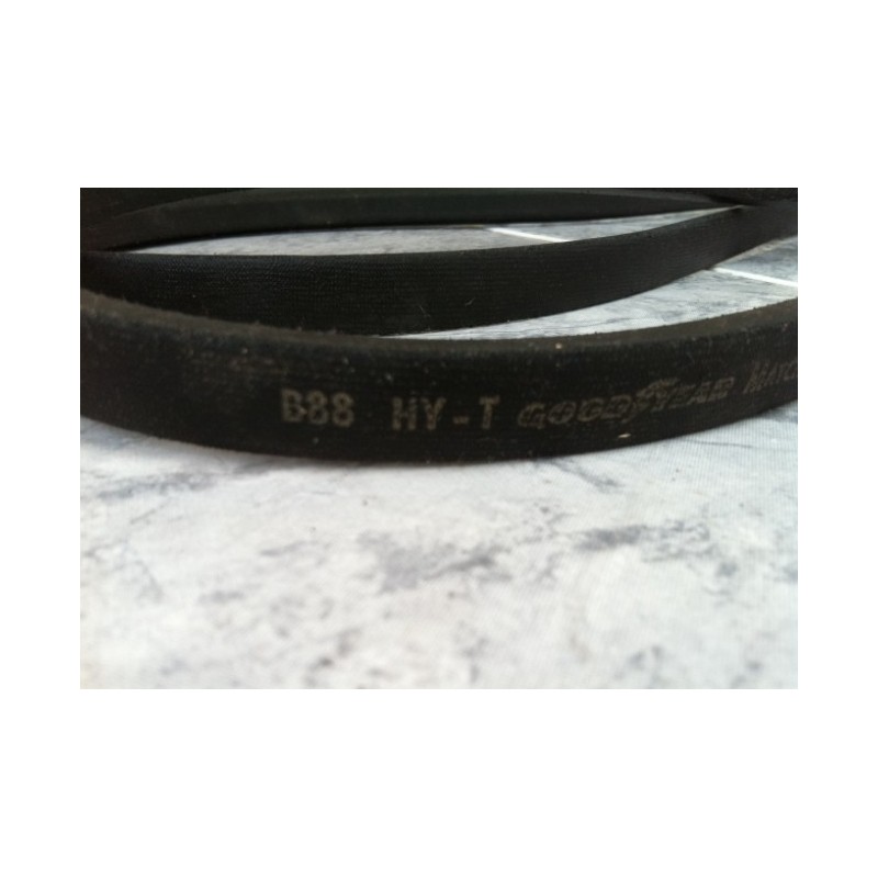 GOOD YEAR BELT B88