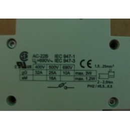 SIEMENS CILINDRICAL FUSE HOLDER 3 POLE 3NW7-031