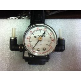 WATTS R35-02 FLOWCONTROL PRESSURE REGULATOR WITH GAUGE 0-160 PSI