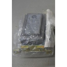 ALLEN BRADLEY 840-A4 FLOAT SWITCH