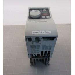 MITSUBISHI DRIVE INVERTER FR-S520S-0