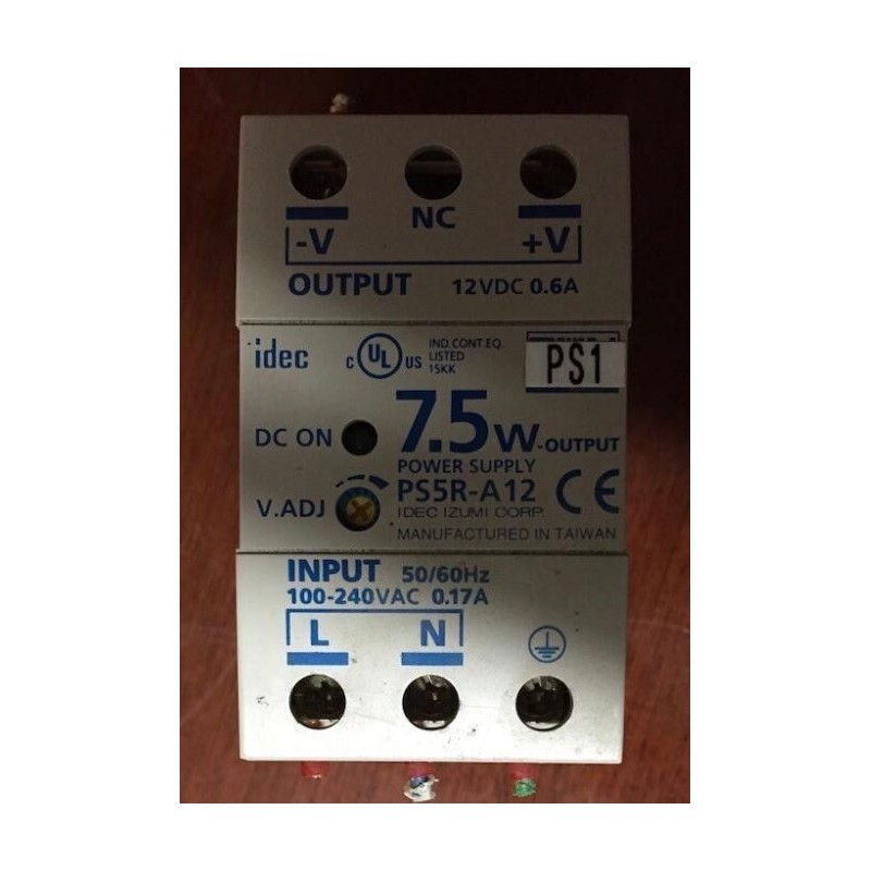 INPUT 100-240VAC