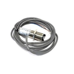  SICK PHOTOELECTRIC SENSOR  VT180-N112 