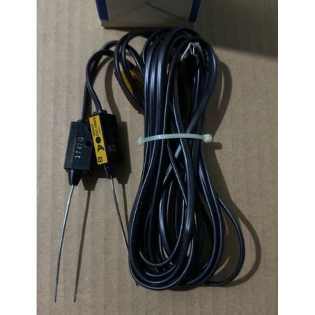 OMRON E3C-DM2R PHOTOELECTRIC NEEDLE PROBE