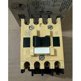 ALLEN BRADLEY CONTACTOR 100-A09ND3 SER B