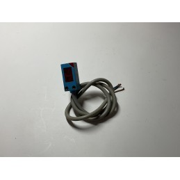 SICK WT4-2P132 Photoelectric Sensor – Precise Object Detection with Background Suppression