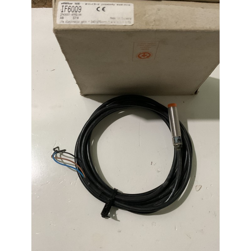 IFM Efector IFK3007-BPKG/3M (IF6009) Inductive Proximity Sensor