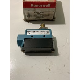 Honeywell BZE6-2RQ8 Limit Switch with Roller Plunger Actuator