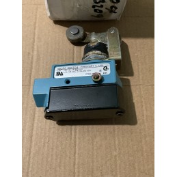 Honeywell DTE6-2RN2 Medium-Duty Limit Switch