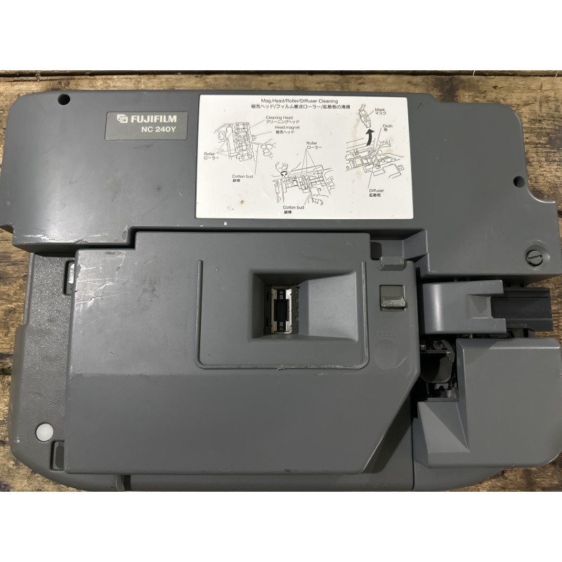 Fujifilm NC 240Y Automatic Negative Carrier – Specifications and Features