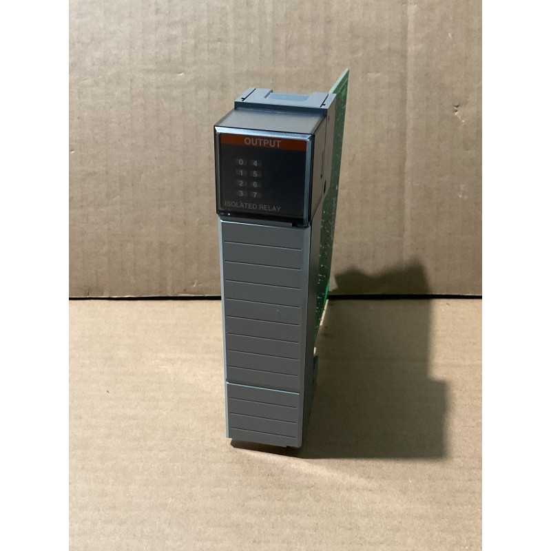 Allen-Bradley 1746-OX8 SLC 500 8-Point Isolated Relay Output Module