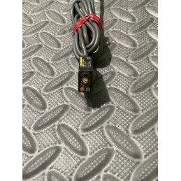OMRON  E3V-R2C43S