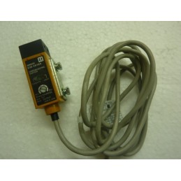 OMRON PHOTOELECTRIC SWITCH E3S-VS1B4